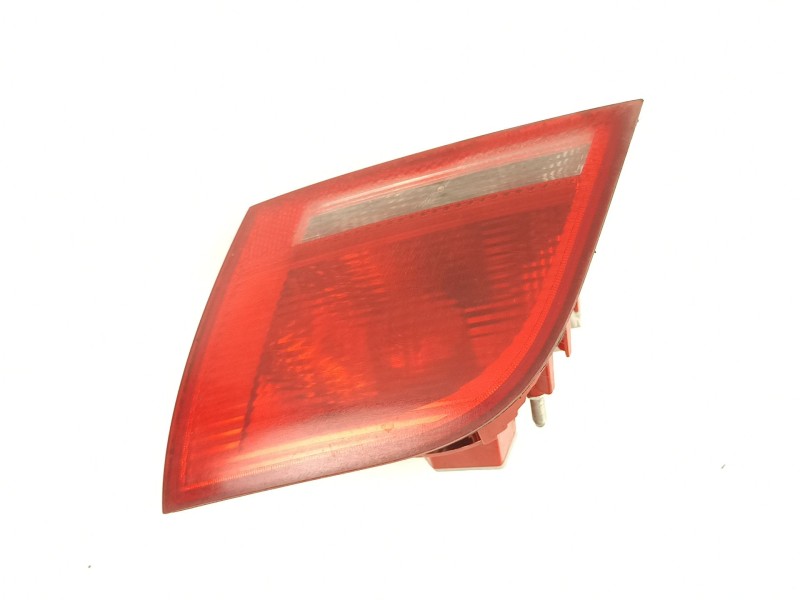 Recambio de piloto porton derecho para audi a3 (8p1) 2.0 tdi 16v referencia OEM IAM 8P4945094B  