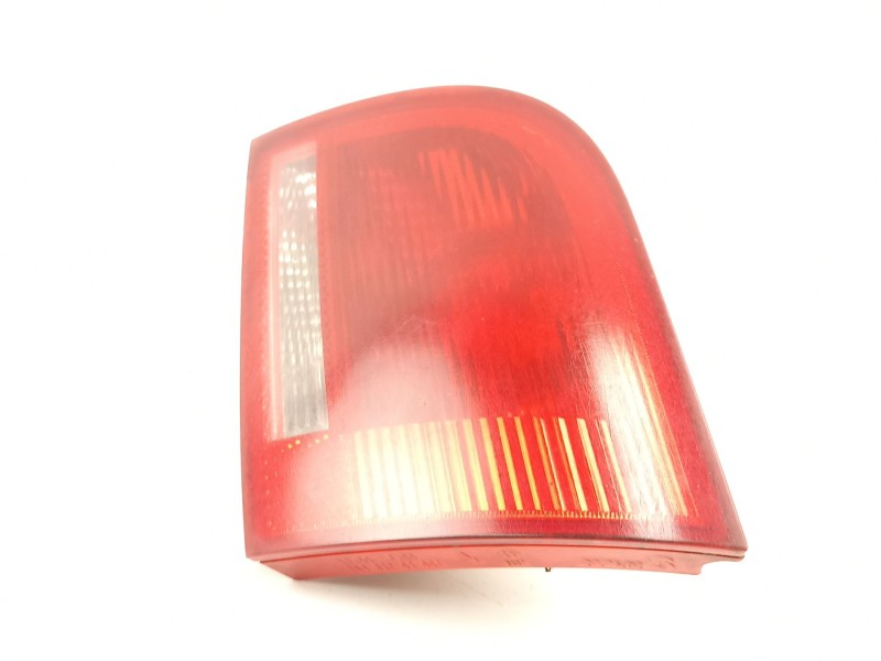 Recambio de piloto porton derecho para audi a3 (8p1) 2.0 tdi 16v referencia OEM IAM 8P4945094B  