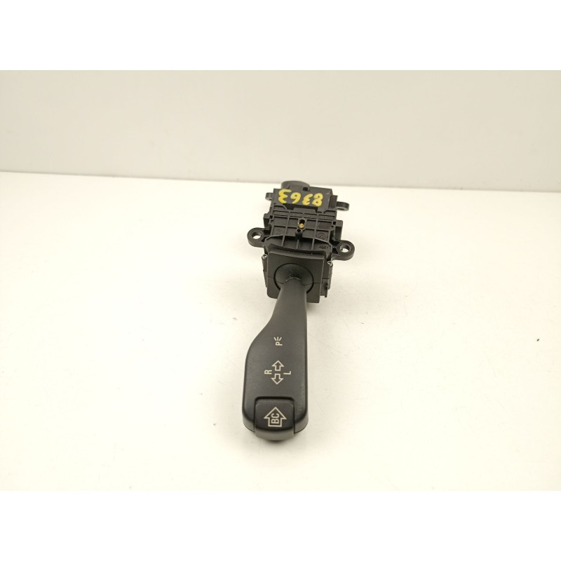 Recambio de mando luces y limpias para bmw x3 (e83) 2.0 sd referencia OEM IAM 8363669 01204020 8363668