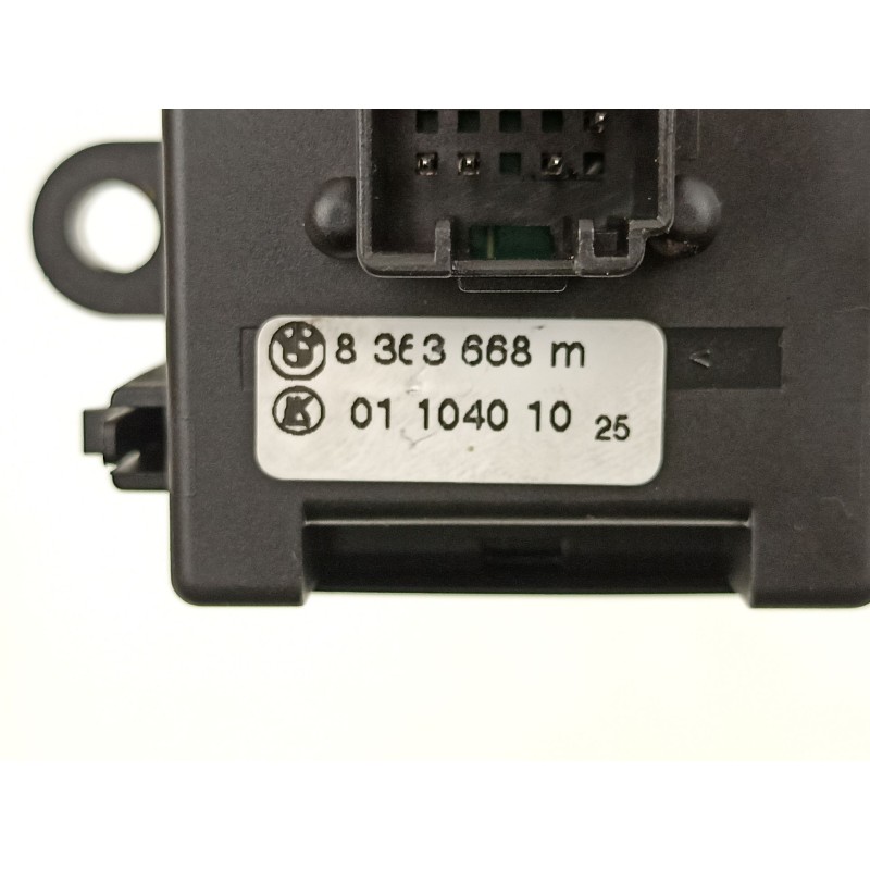 Recambio de mando luces y limpias para bmw x3 (e83) 2.0 sd referencia OEM IAM 8363669 01204020 8363668