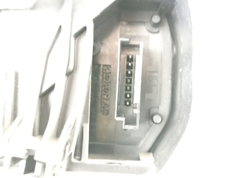 Recambio de cerradura puerta trasera izquierda para bmw x3 (e83) 2.0 sd referencia OEM IAM 7202147  