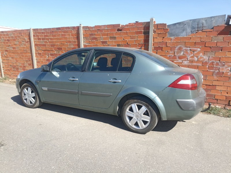renault megane ii sedán (lm0/1_) del año 2005