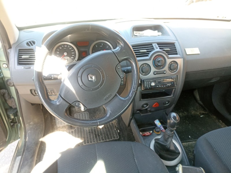 renault megane ii sedán (lm0/1_) del año 2005