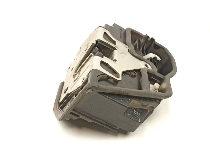 Recambio de cerradura puerta delantera derecha para bmw x3 (e83) 2.0 sd referencia OEM IAM 7202146  