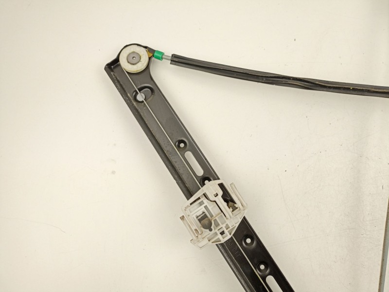 Recambio de elevalunas delantero derecho para bmw x3 (e83) 2.0 sd referencia OEM IAM 6925964  