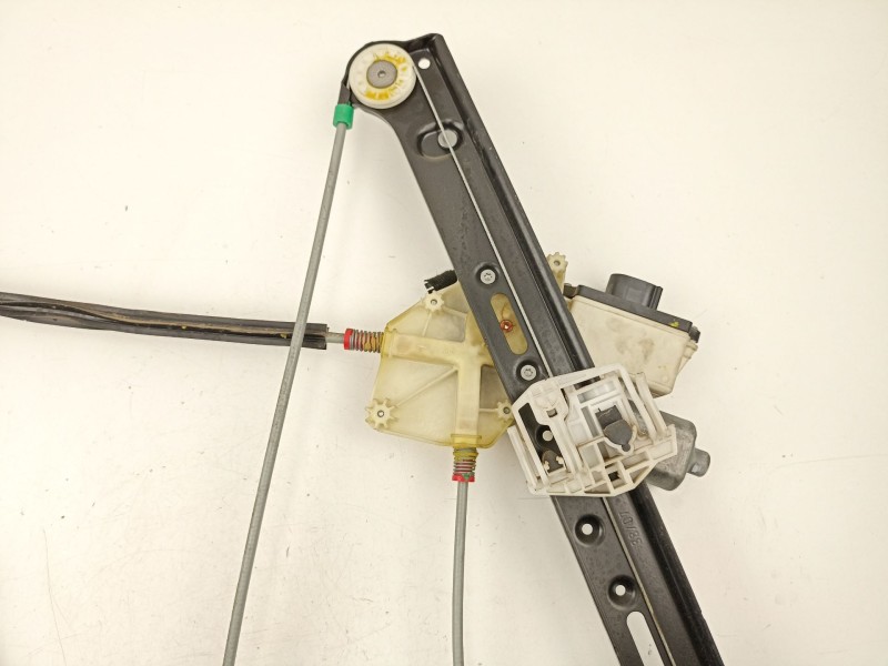 Recambio de elevalunas delantero derecho para bmw x3 (e83) 2.0 sd referencia OEM IAM 6925964  