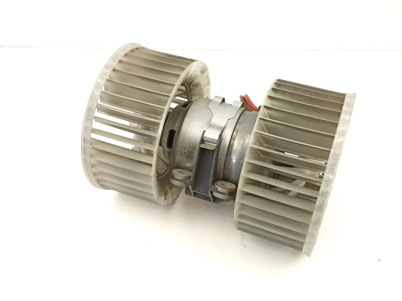 Recambio de motor calefaccion para bmw x3 (e83) 2.0 sd referencia OEM IAM 64113453729  