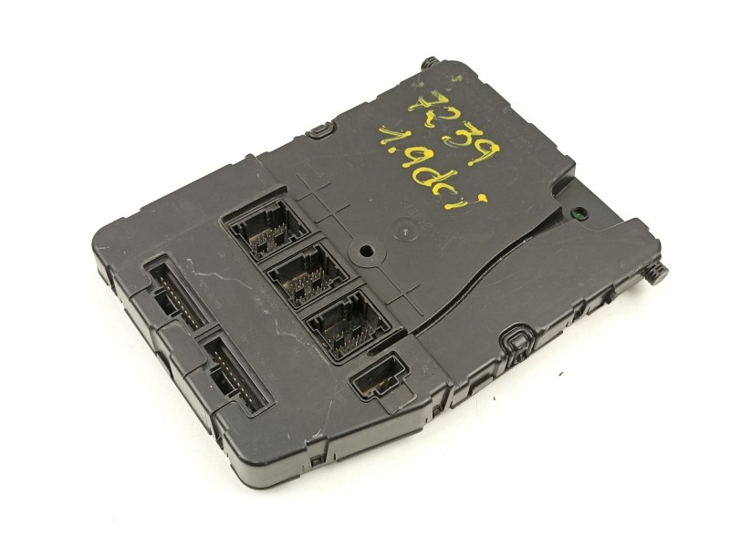 Recambio de bsi para renault megane 1.9 dci referencia OEM IAM 8200309690  