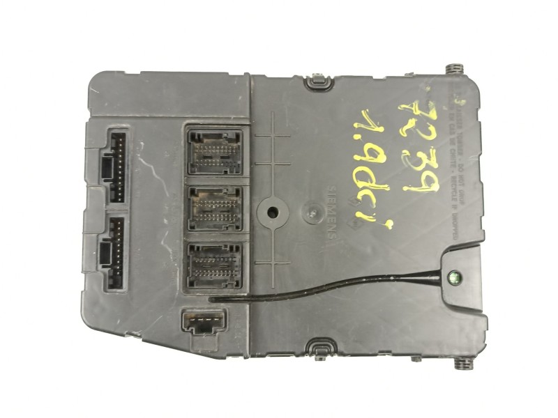 Recambio de bsi para renault megane 1.9 dci referencia OEM IAM 8200309690  