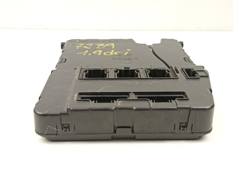 Recambio de bsi para renault megane 1.9 dci referencia OEM IAM 8200309690  