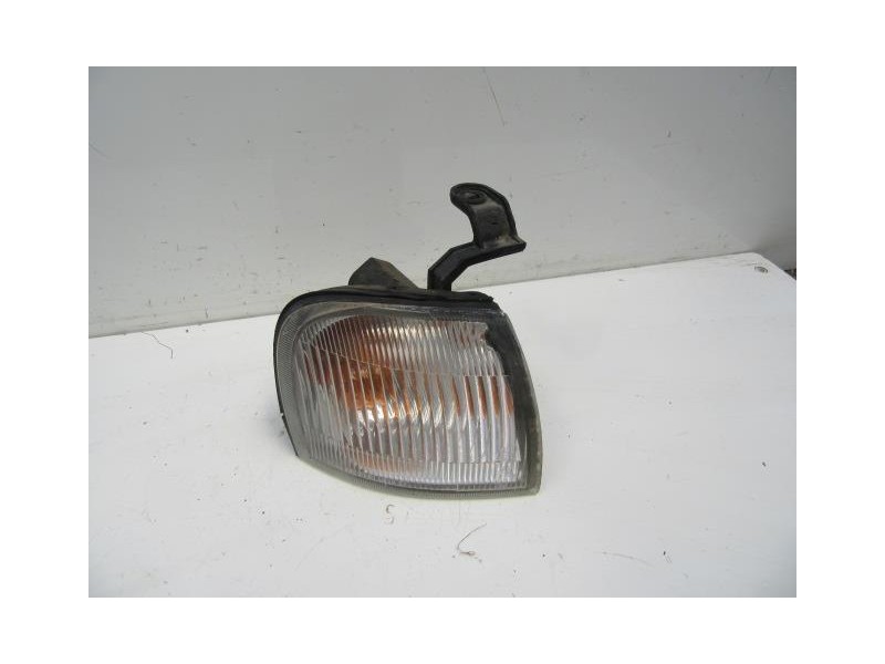 Recambio de piloto del. dch. : suzuki baleno : 1.6 g (98,57cv) [1996] para suzuki baleno 1.6 g referencia OEM IAM   