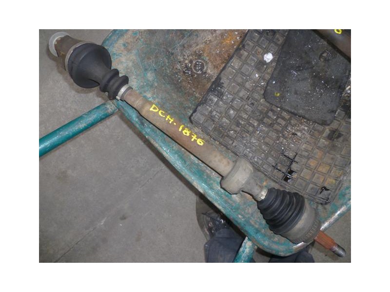 Recambio de transmision delantera dch. : renault megane : 1.9 dti /f9q (97,92cv) 5p [2000] para renault megane 1.9 dti /f9q refe