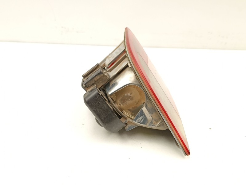 Recambio de piloto porton izquierdo para bmw 3 (e46) 320 d referencia OEM IAM 8364923  