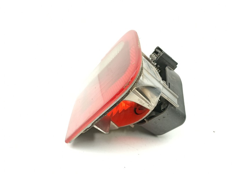 Recambio de piloto porton izquierdo para bmw 3 (e46) 320 d referencia OEM IAM 8364923  