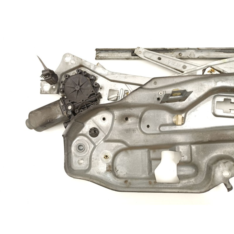 Recambio de elevalunas delantero izquierdo para renault laguna i (b56_, 556_) 1.9 dci (b56w) referencia OEM IAM 7701367867  
