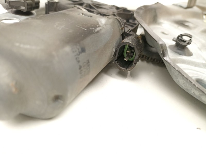 Recambio de elevalunas delantero izquierdo para renault laguna i (b56_, 556_) 1.9 dci (b56w) referencia OEM IAM 7701367867  