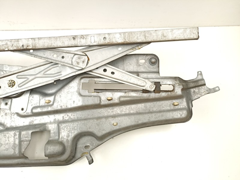 Recambio de elevalunas delantero derecho para renault laguna i (b56_, 556_) 1.9 dci (b56w) referencia OEM IAM 7701367866  