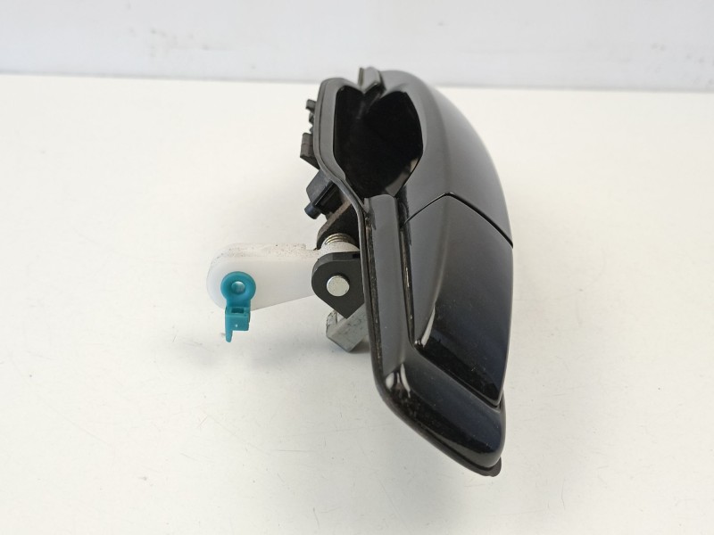 Recambio de manilla trasera derecha para ssangyong kyron 2.0 xdi referencia OEM IAM 7345031000  