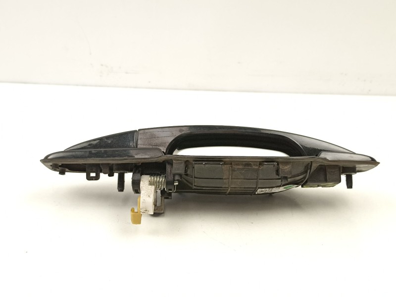 Recambio de manilla delantera izquierda para ssangyong kyron 2.0 xdi referencia OEM IAM 7244031000  