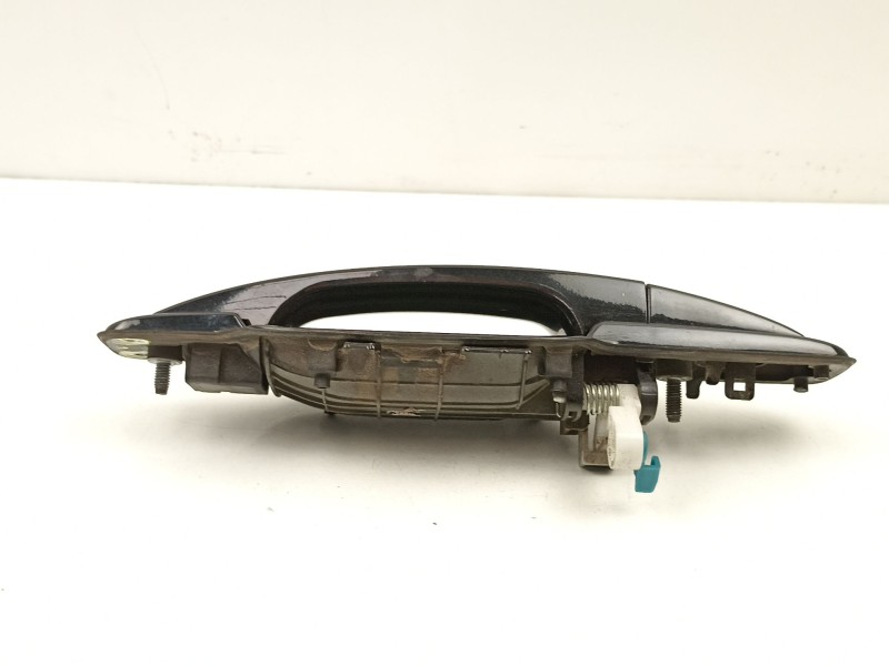 Recambio de manilla delantera derecha para ssangyong kyron 2.0 xdi referencia OEM IAM 7245031000  