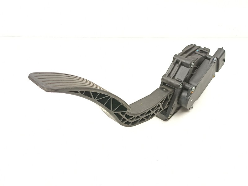 Recambio de potenciometro aceleracion para ssangyong kyron 2.0 xdi referencia OEM IAM 2055009100  