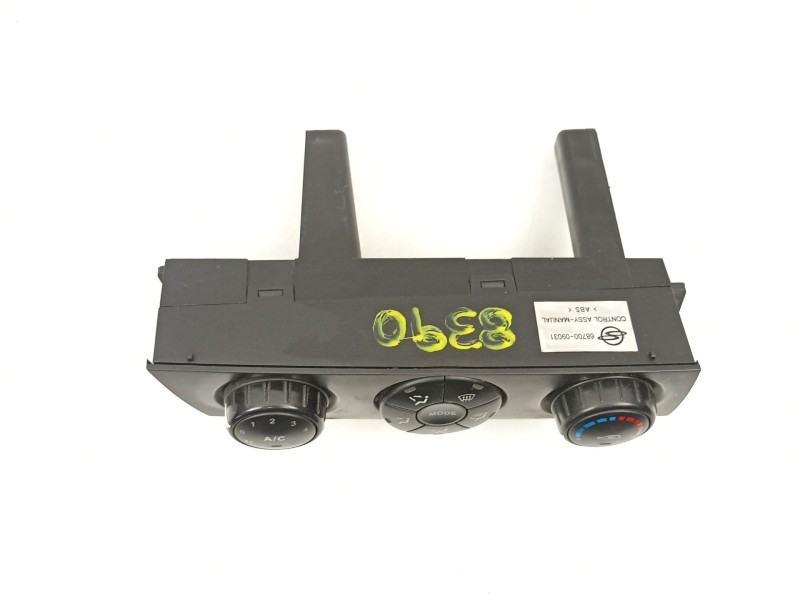 Recambio de mandos calefaccion aire para ssangyong kyron 2.0 xdi referencia OEM IAM 6870009031  