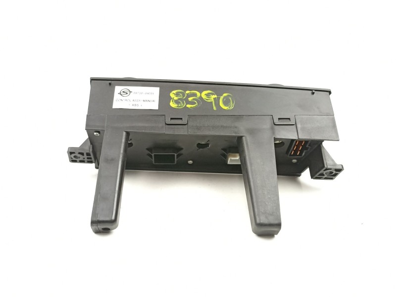 Recambio de mandos calefaccion aire para ssangyong kyron 2.0 xdi referencia OEM IAM 6870009031  
