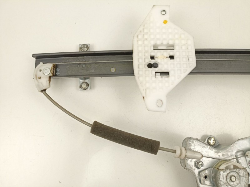 Recambio de elevalunas trasero derecho para ssangyong kyron 2.0 xdi referencia OEM IAM 7332109002  