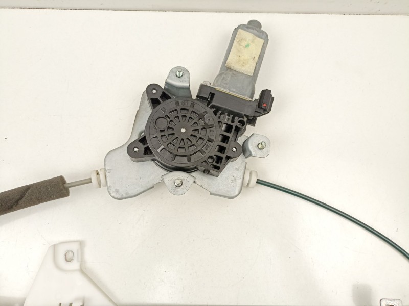 Recambio de elevalunas trasero derecho para ssangyong kyron 2.0 xdi referencia OEM IAM 7332109002  