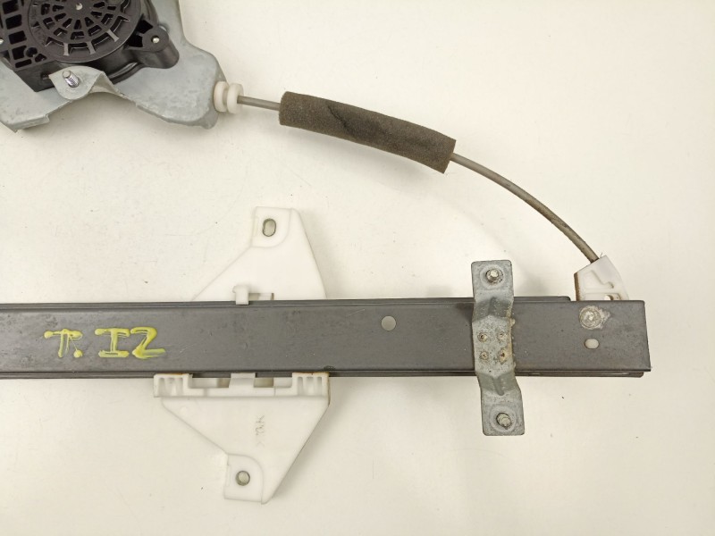 Recambio de elevalunas trasero izquierdo para ssangyong kyron 2.0 xdi referencia OEM IAM 7331109002  