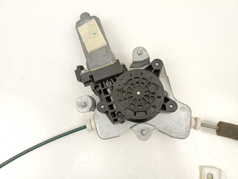 Recambio de elevalunas trasero izquierdo para ssangyong kyron 2.0 xdi referencia OEM IAM 7331109002  