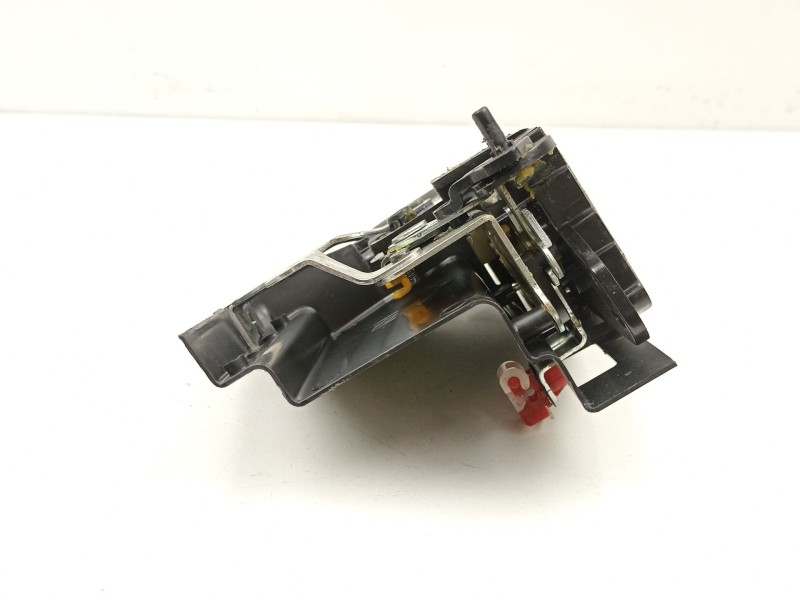 Recambio de cerradura puerta trasera derecha para ssangyong kyron 2.0 xdi referencia OEM IAM 7132009005  