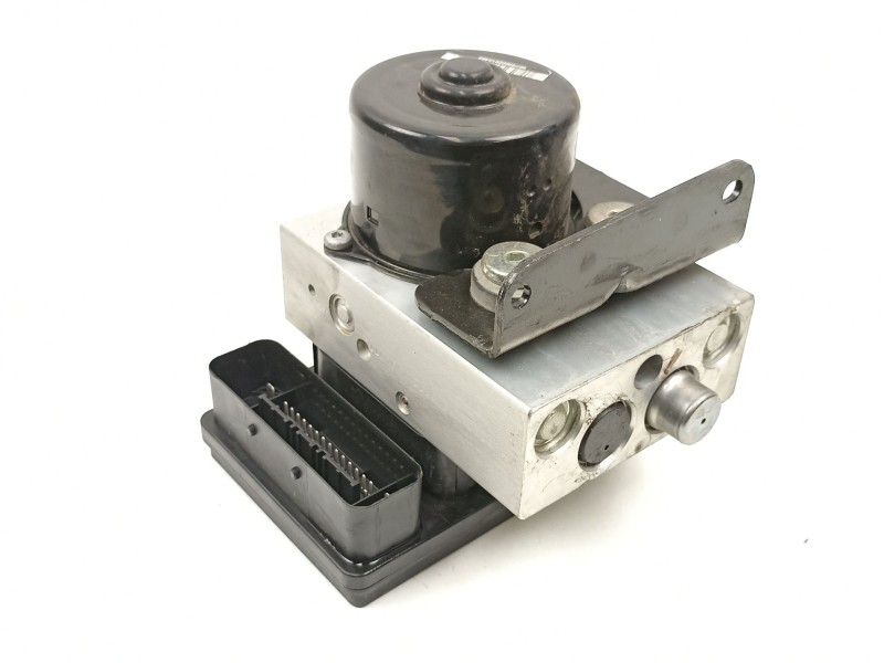 Recambio de abs para ssangyong kyron 2.0 xdi referencia OEM IAM 4894009700 06210213094 