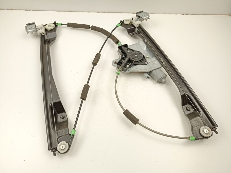 Recambio de elevalunas delantero derecho para ssangyong kyron 2.0 xdi referencia OEM IAM 7232109004  