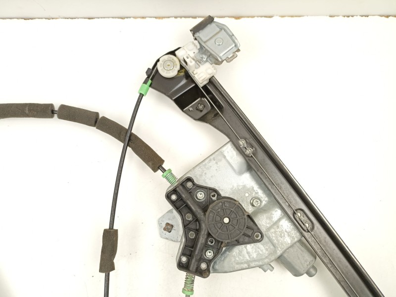 Recambio de elevalunas delantero derecho para ssangyong kyron 2.0 xdi referencia OEM IAM 7232109004  