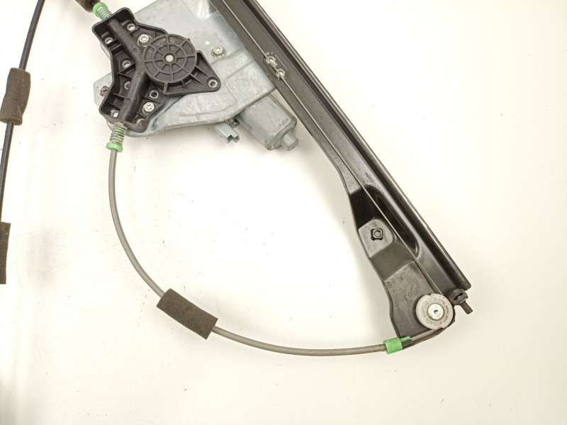 Recambio de elevalunas delantero derecho para ssangyong kyron 2.0 xdi referencia OEM IAM 7232109004  