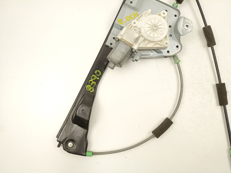 Recambio de elevalunas delantero derecho para ssangyong kyron 2.0 xdi referencia OEM IAM 7232109004  