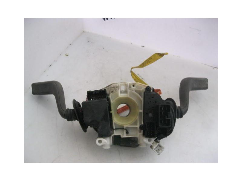 Recambio de mando luces y limpias : volvo s40 : 1.9 td-d4192t- (89,76cv)4p [1997] para volvo s40 1.9 td-d4192t- (89,76cv 1.9 td-