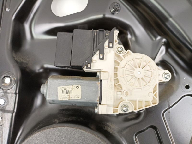 Recambio de elevalunas trasero derecho para volkswagen passat b6 (3c2) 2.0 tdi 16v referencia OEM IAM 1K0959704F  