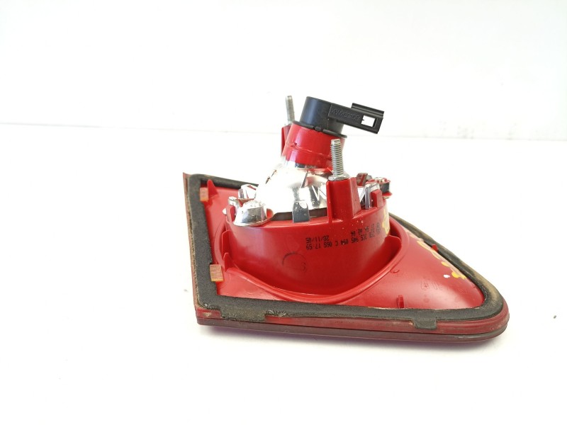 Recambio de piloto porton derecho para volkswagen passat b6 (3c2) 2.0 tdi 16v referencia OEM IAM 3C5945094C  