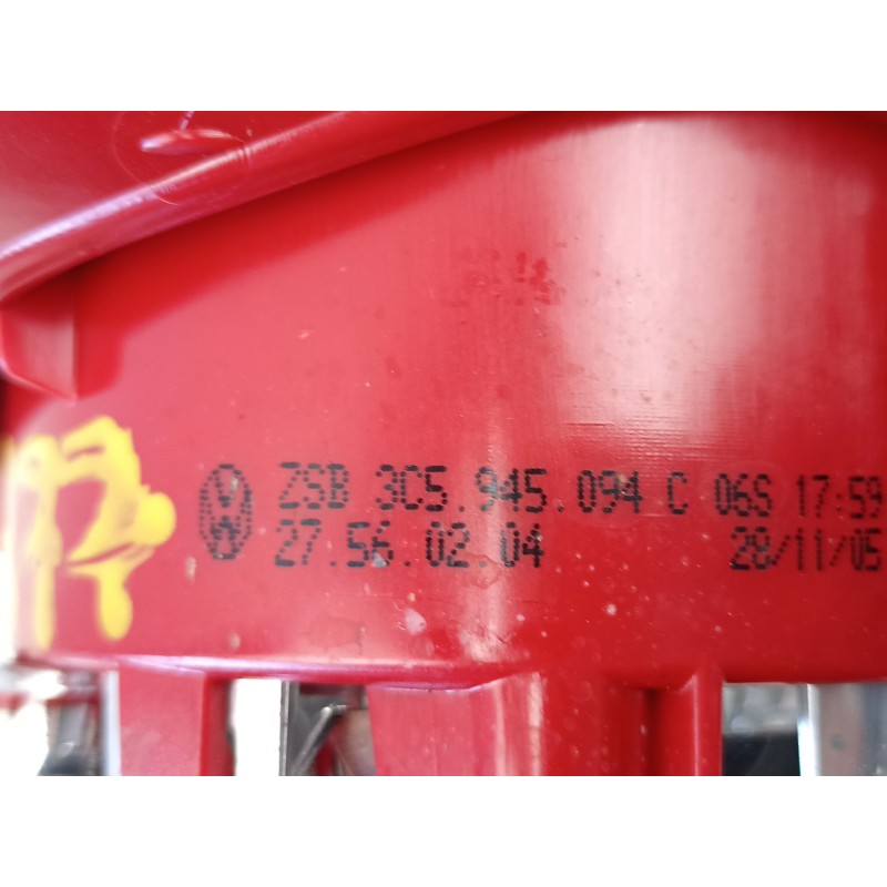 Recambio de piloto porton derecho para volkswagen passat b6 (3c2) 2.0 tdi 16v referencia OEM IAM 3C5945094C  