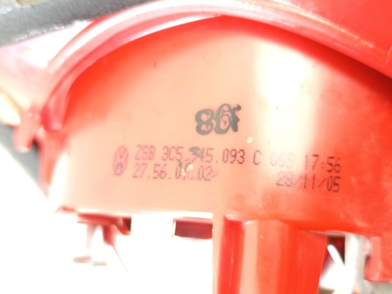 Recambio de piloto porton izquierdo para volkswagen passat b6 (3c2) 2.0 tdi 16v referencia OEM IAM 3C5945093C  