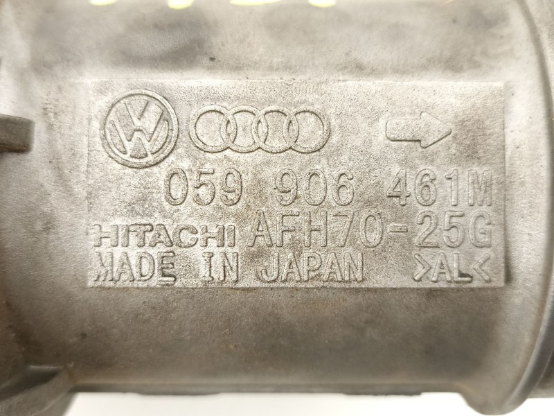Recambio de caudalimetro para audi a6 2.5 4b 2.5 referencia OEM IAM 059906461M AFH7025G 