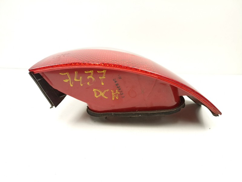 Recambio de piloto trasero derecho para audi a6 2.5 4b 2.5 referencia OEM IAM 4B5945096  