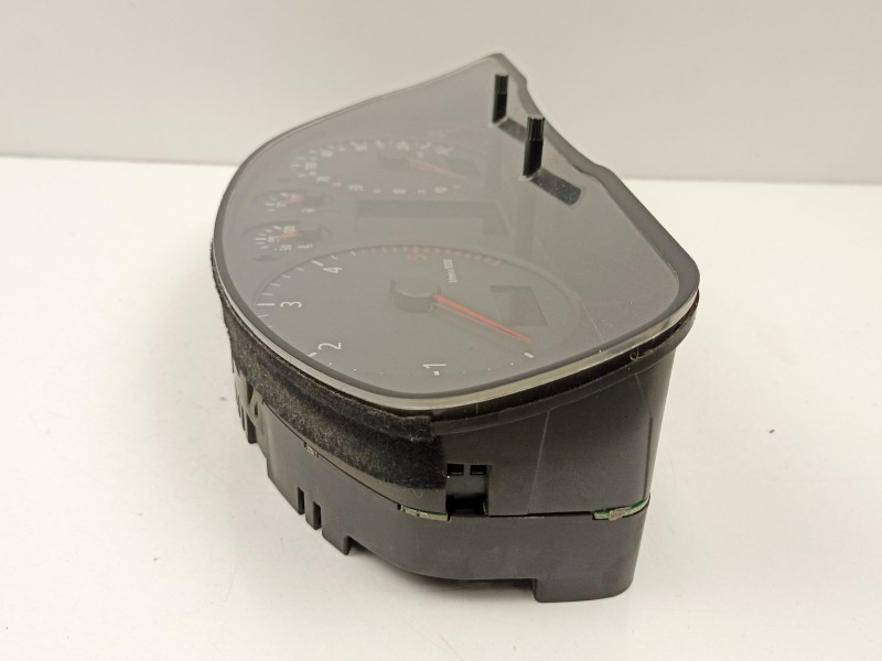 Recambio de cuadro instrumentos para audi a6 2.5 4b 2.5 referencia OEM IAM 4B0920932Q 110008948049 