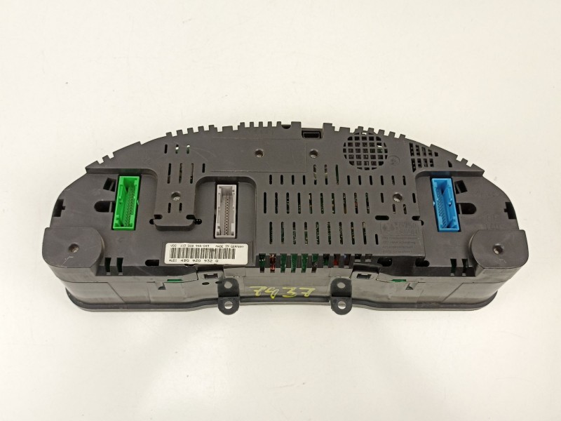 Recambio de cuadro instrumentos para audi a6 2.5 4b 2.5 referencia OEM IAM 4B0920932Q 110008948049 