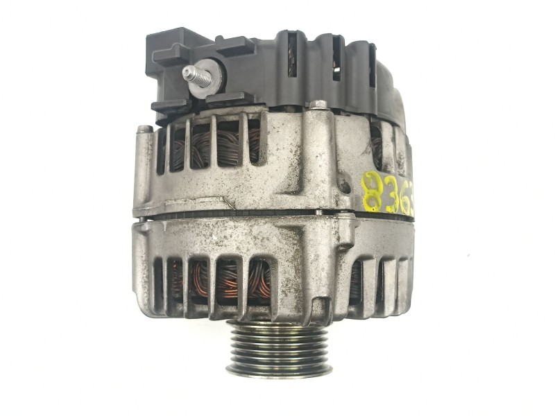 Recambio de alternador para bmw x3 (e83) 2.0 sd referencia OEM IAM 7802261 FG18S019 