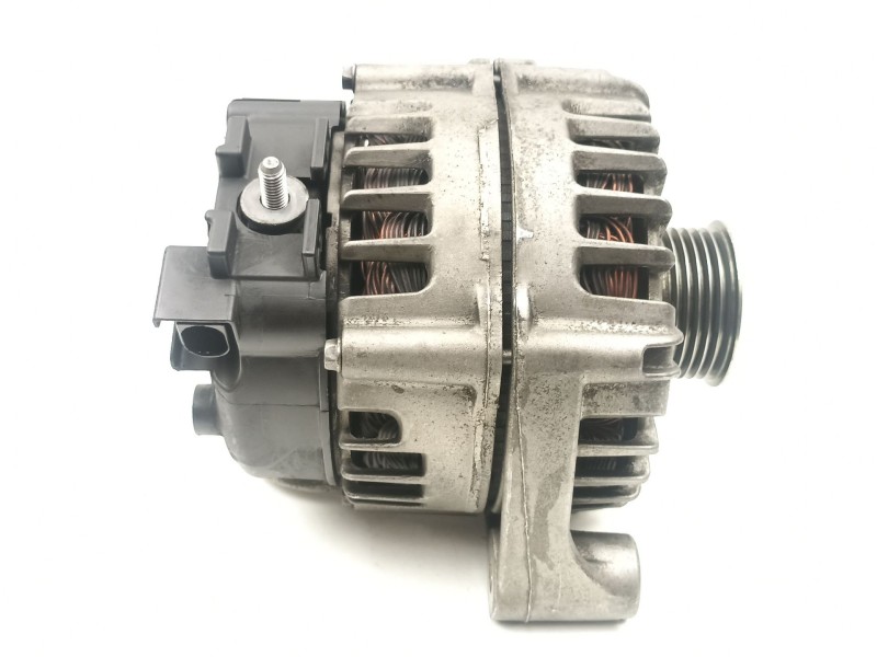 Recambio de alternador para bmw x3 (e83) 2.0 sd referencia OEM IAM 7802261 FG18S019 