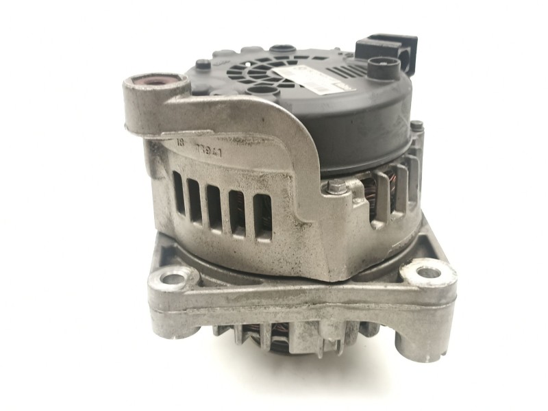 Recambio de alternador para bmw x3 (e83) 2.0 sd referencia OEM IAM 7802261 FG18S019 