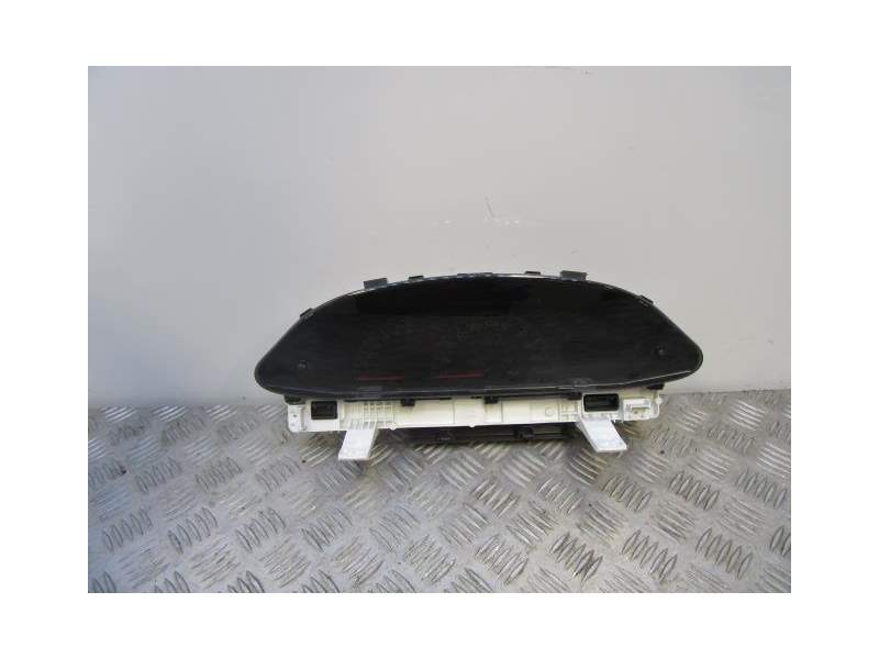Recambio de cuadro instrumentos para toyota yaris (_p9_) 1.33 vvt-i (nsp90_) referencia OEM IAM 838000DG10  